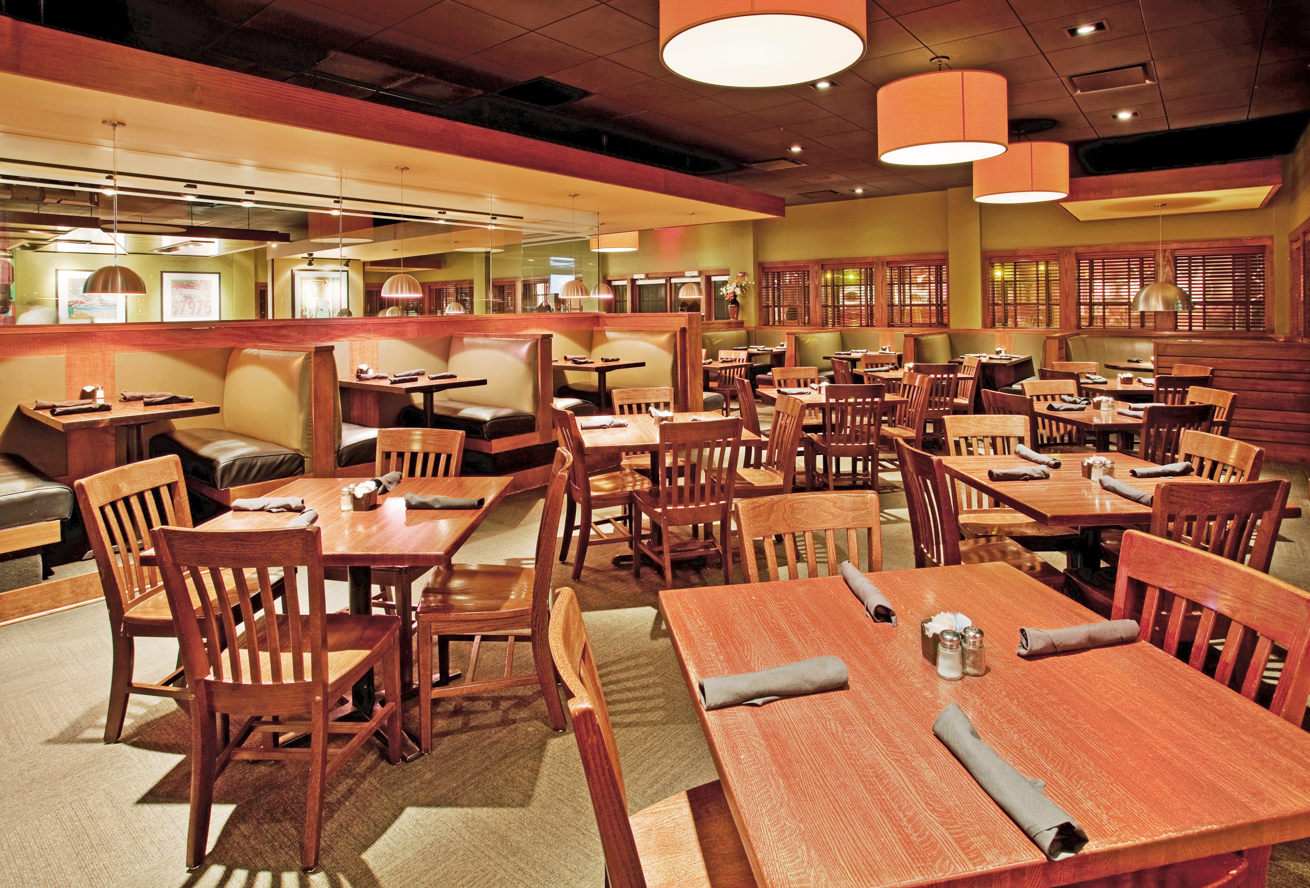 Holiday Inn At The Campus By Ihg Manhattan Exterior foto