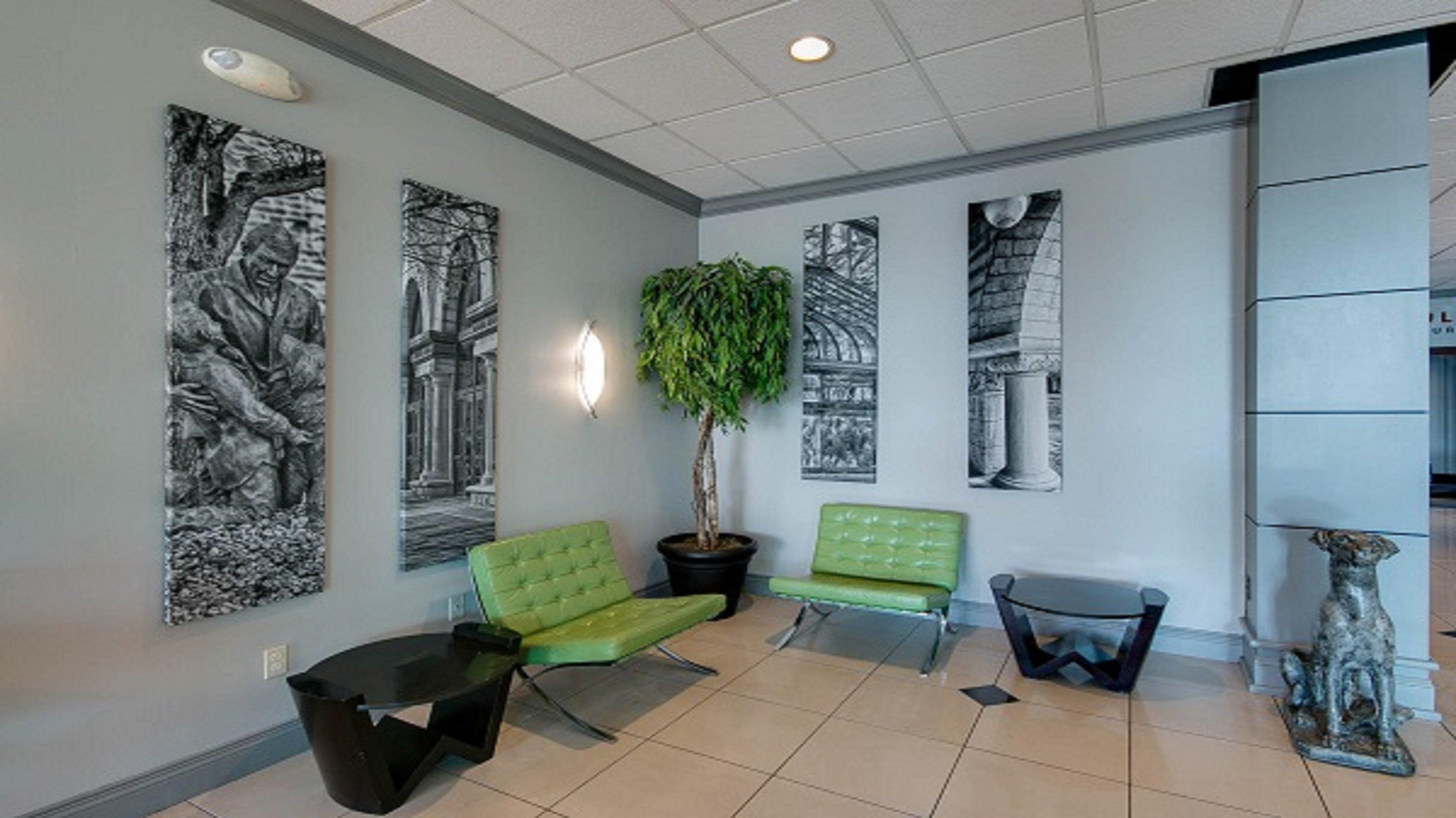 Holiday Inn At The Campus By Ihg Manhattan Exterior foto